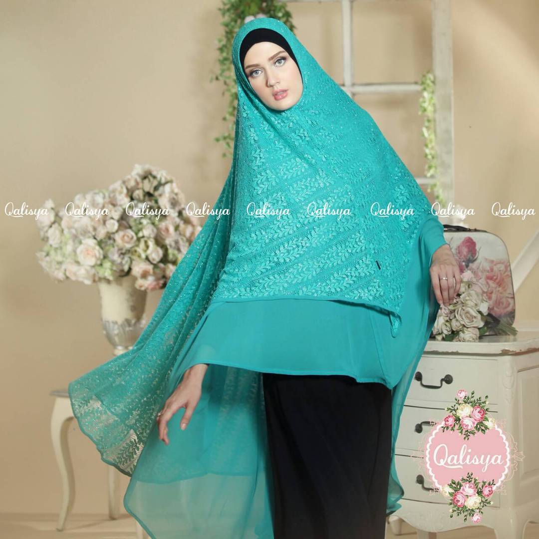 Khimar Jannata Ori by Qalisya Jilbab Syar i Jumbo Cantik 