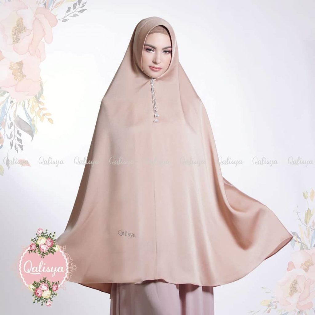 Khimar Qaila by Qalisya Hijab Kerudung Syari Jumbo 10 Warna Cream